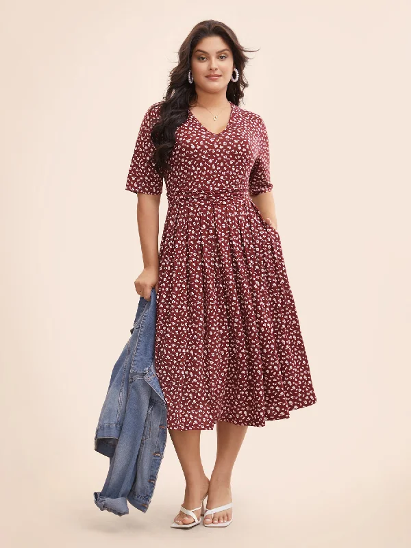 Ditsy Floral Ruched Elastic Waist Dress