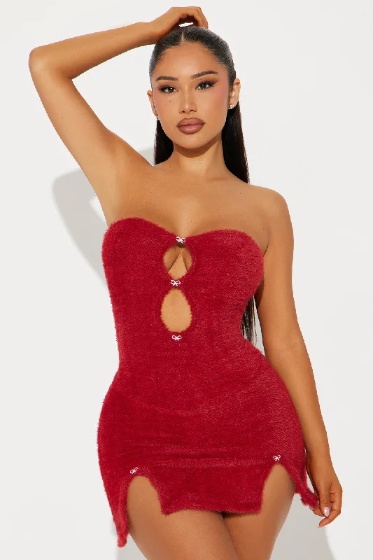 Eyes On Me Sweater Micro Mini Dress - Red