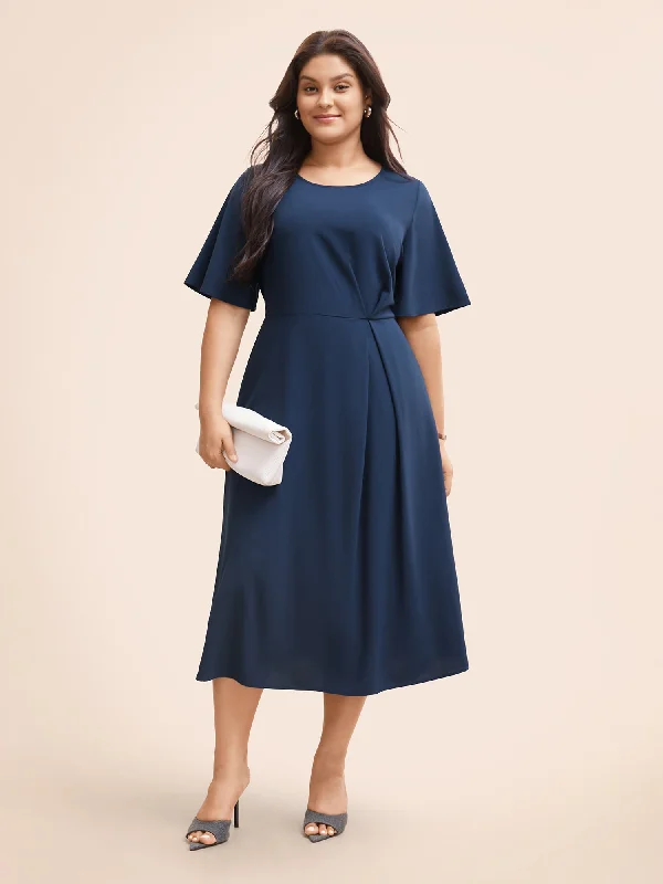 Plain Round Neck Plicated Detail Dress