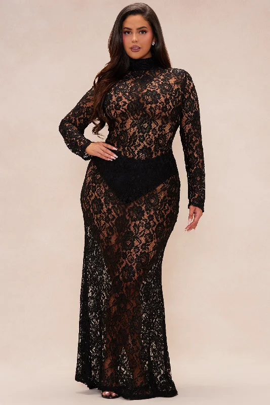 Valentina Lace Maxi Dress - Black