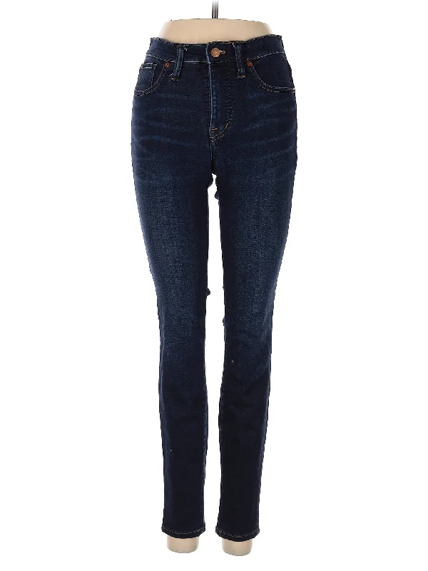 Clear the Shelves SaleMid-Rise Skinny Jeans in Dark Wash