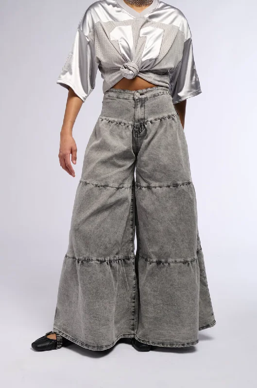 Big SaleNIKIA TIERED WIDE LEG DENIM JEAN