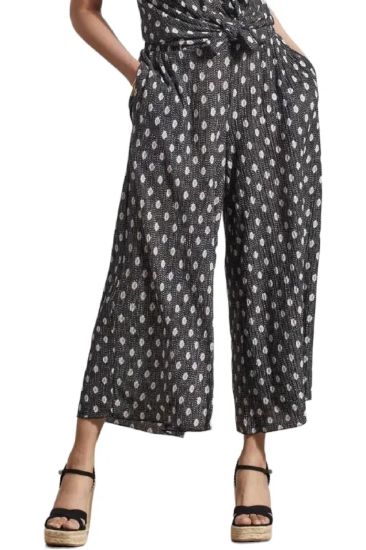 Price CutFlowing Pants In Black/white