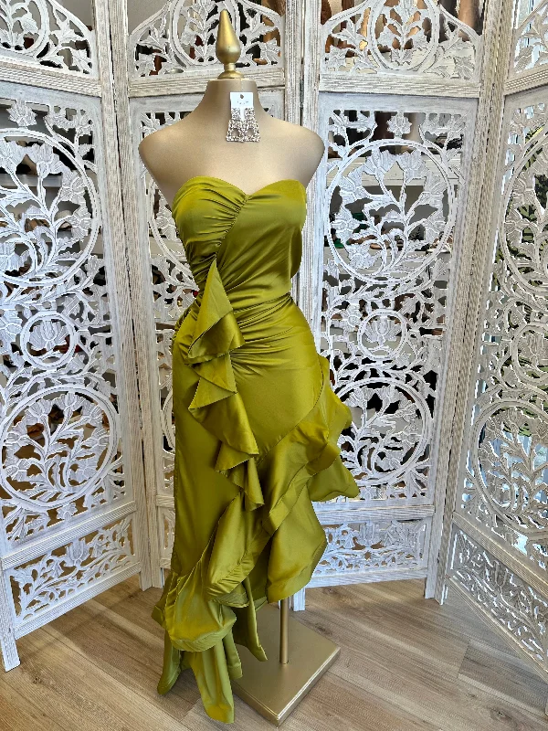 30% DiscountGreen Ruffle Strapless Dress