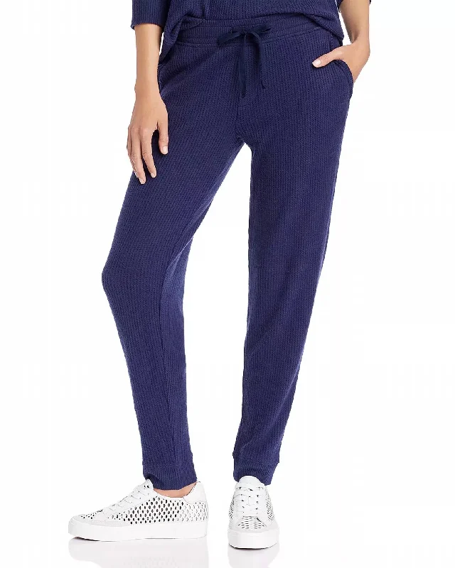 Sale EventWomen's Waffle Knit Jogger In Navy