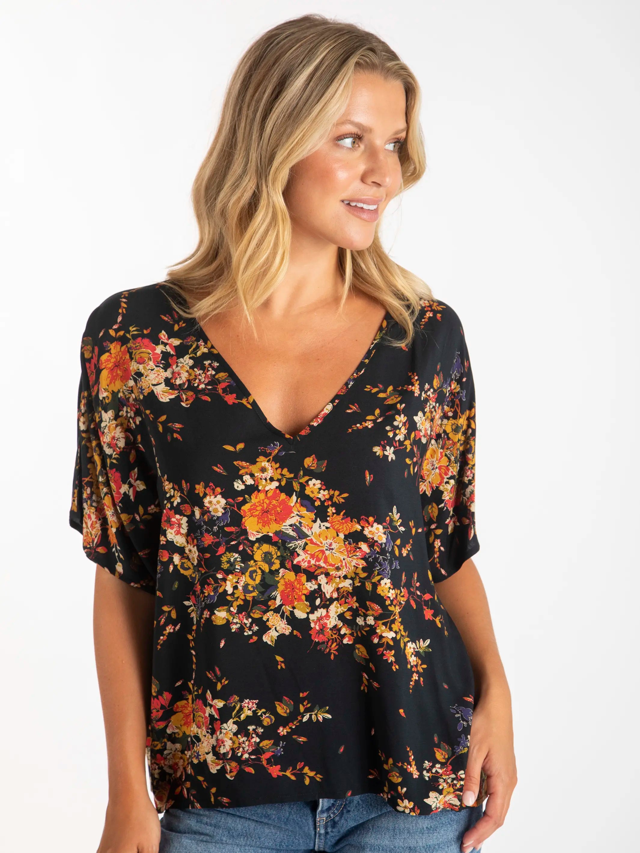 While Supplies LastEasy V-Neck Top - Navy Red Bouquets