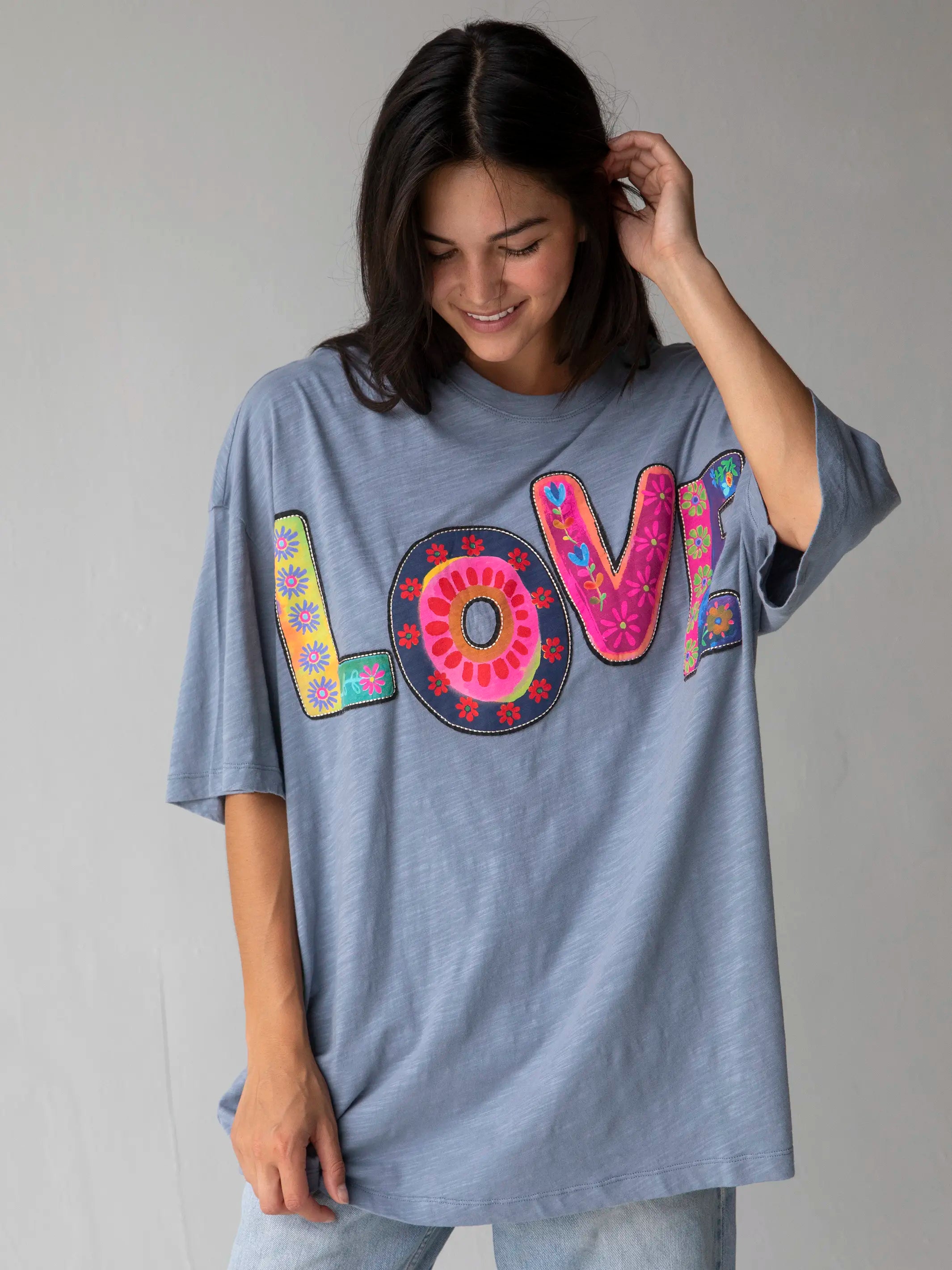 Member's DiscountOversized Cotton Applique Tee - Dusty Blue Love