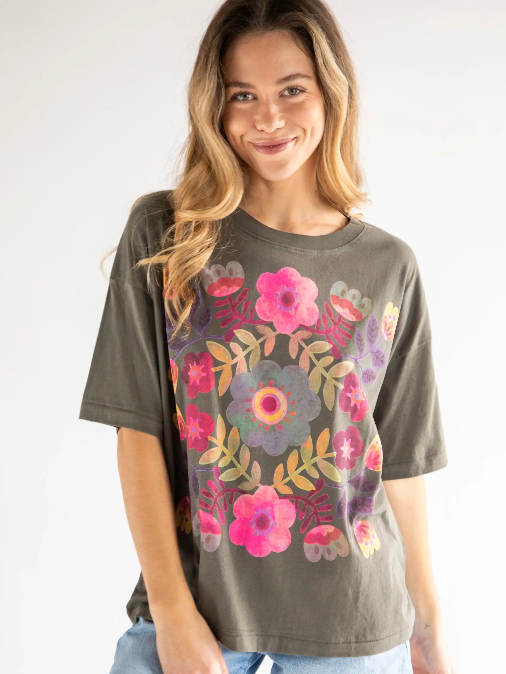 Bargain HuntRemi Distressed Cotton Tee - Folk Flower