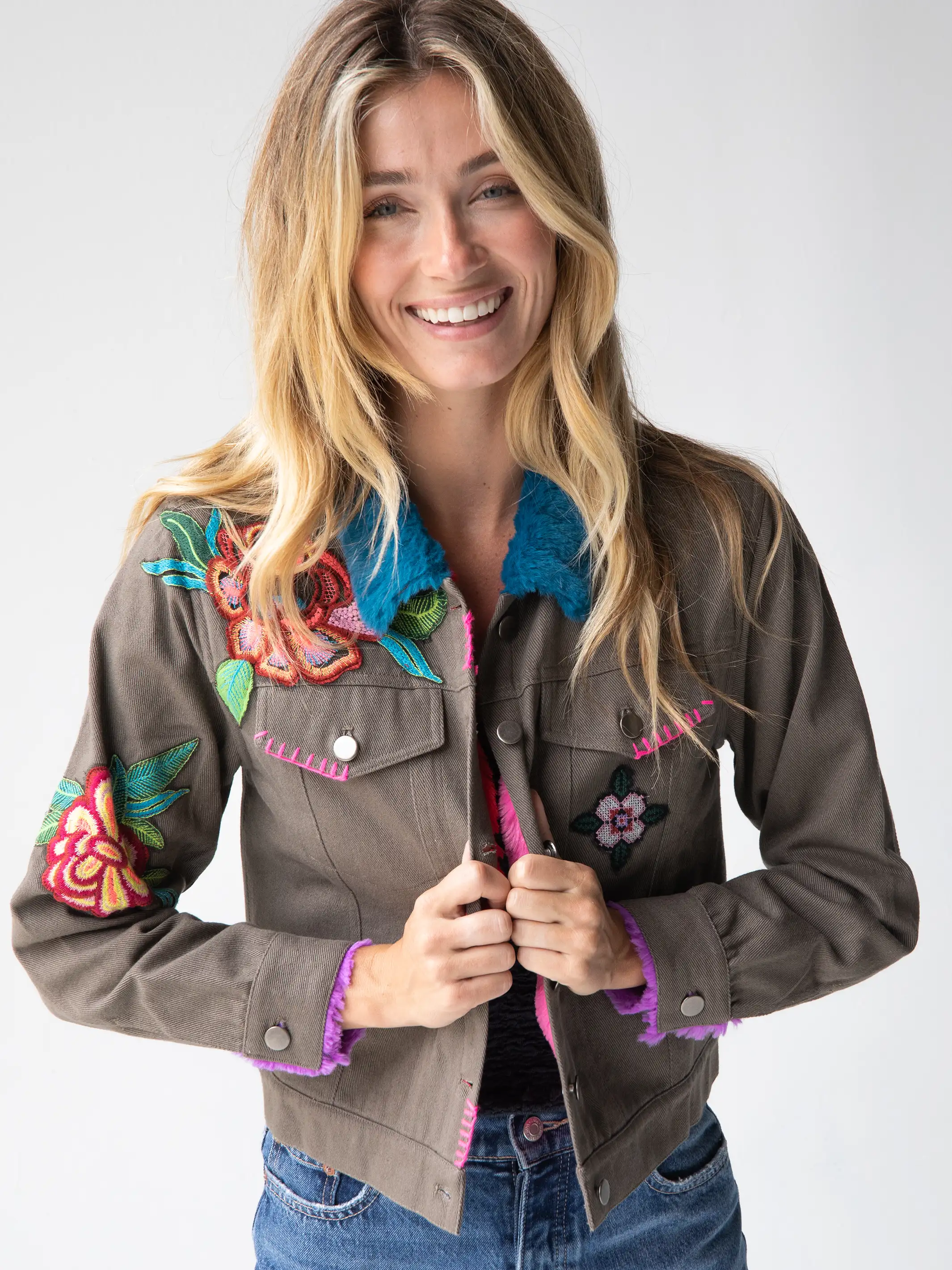 Exclusive AccessTara Embellished Jacket - Ash