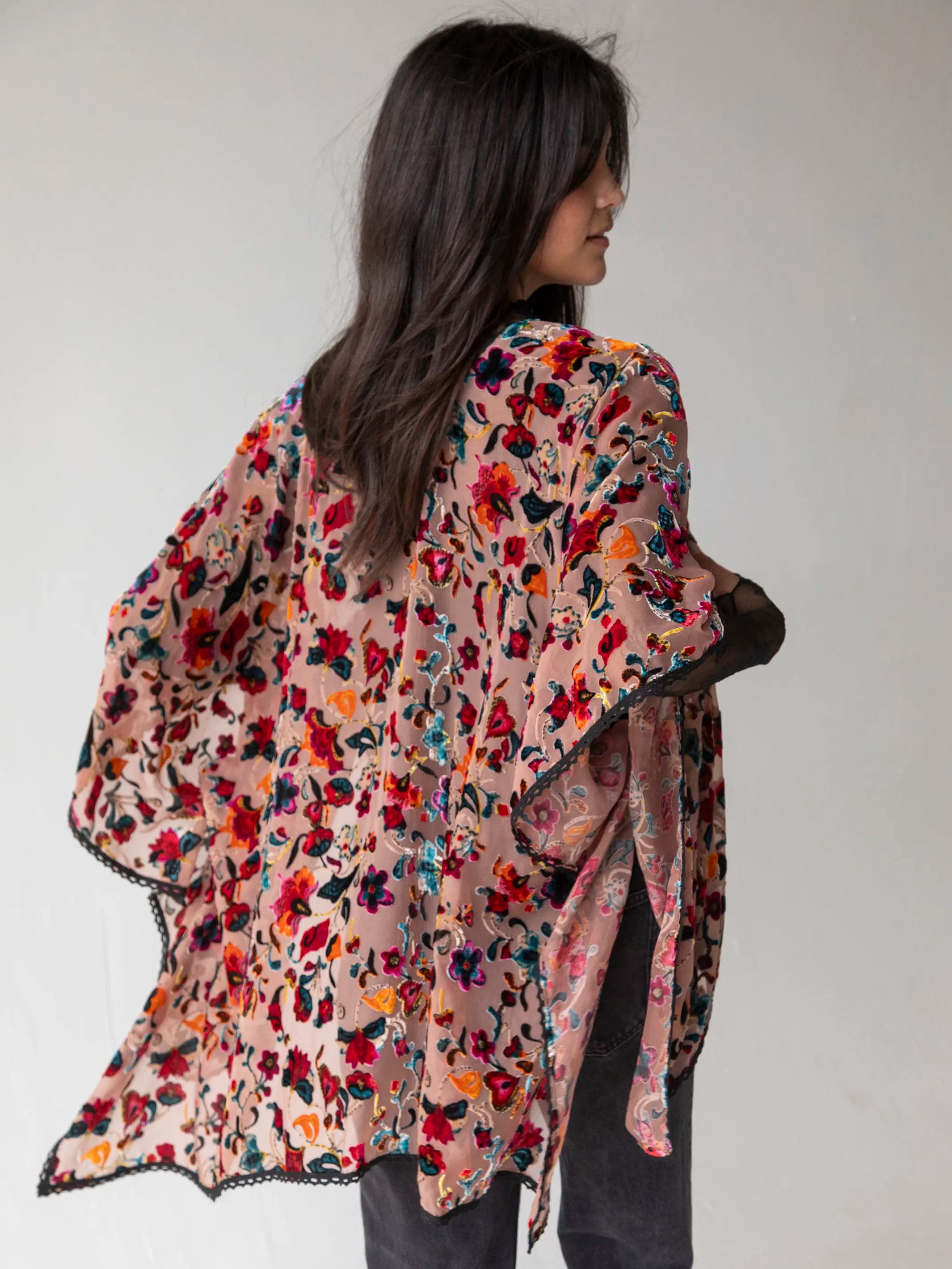 Christmas SaleVelvet Burnout Kimono - Light Pink Floral