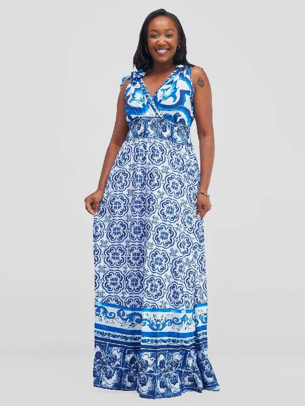 Steal of a DealStylish Sisters Maxi Dresses - Blue / White