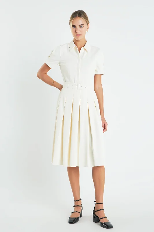 Affordably PricedShort-Sleeve Pleated Midi Dress